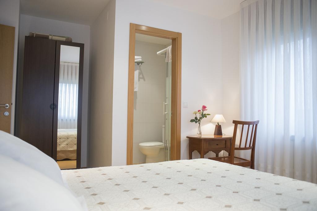 Quintana 23 Hotel Suances Room photo